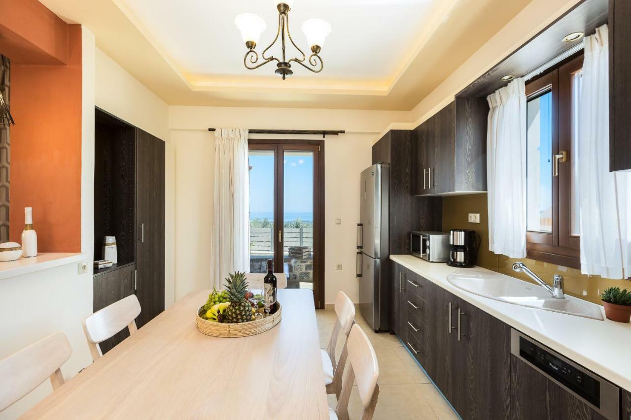 New Villa Kantifes 4 Families Or Couples With Private Pool & Bbq Kirianna エクステリア 写真